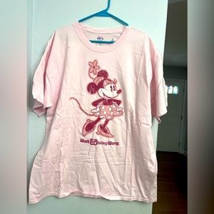 Vintage Women’s Disneyland Resort Minnie Mouse Pink Shirt XL